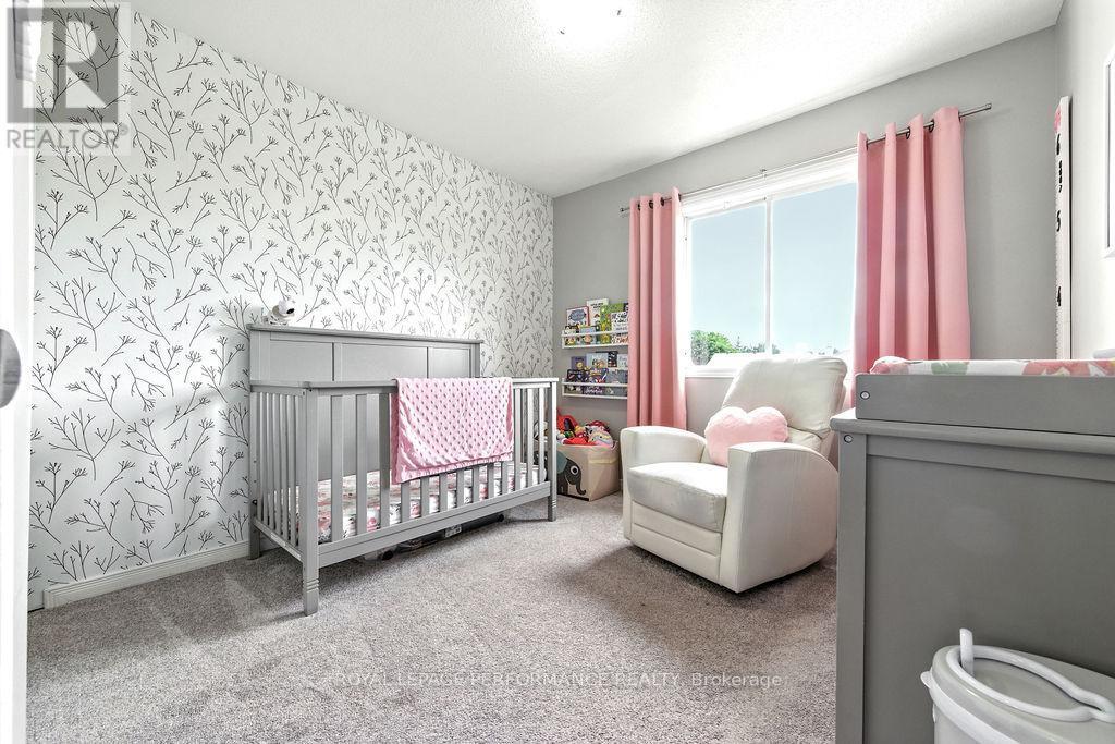 












1649 GREYWOOD DRIVE

,
Ottawa,




Ontario
K1C7L9

