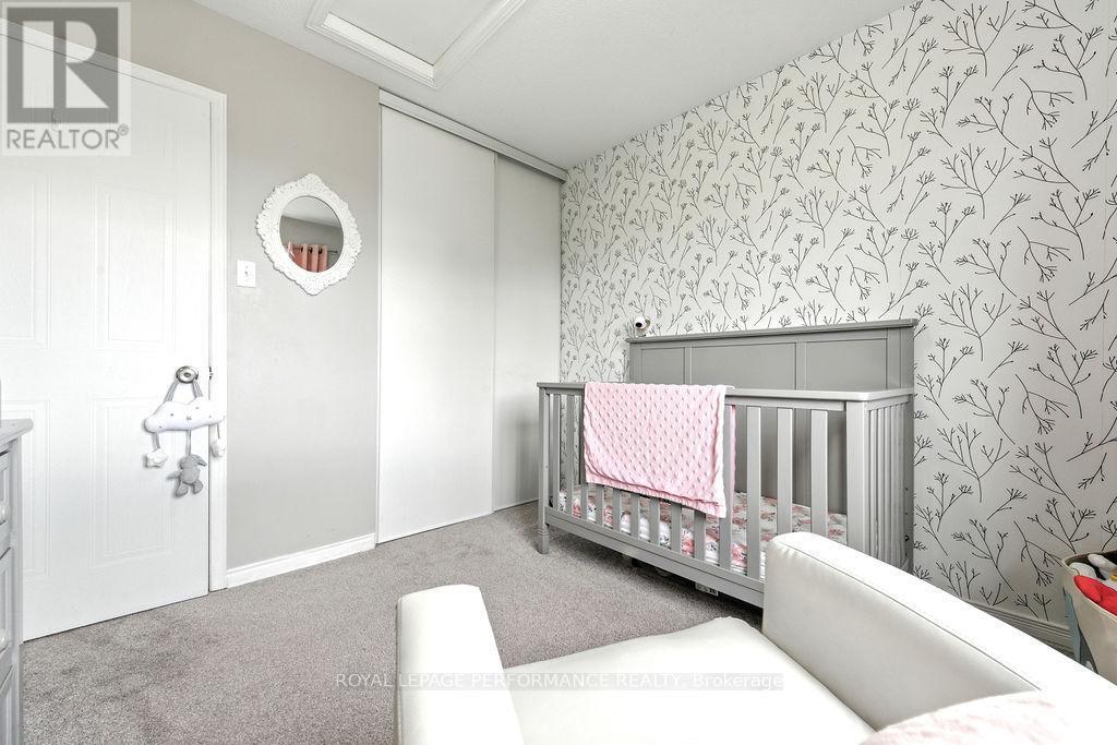 












1649 GREYWOOD DRIVE

,
Ottawa,




Ontario
K1C7L9

