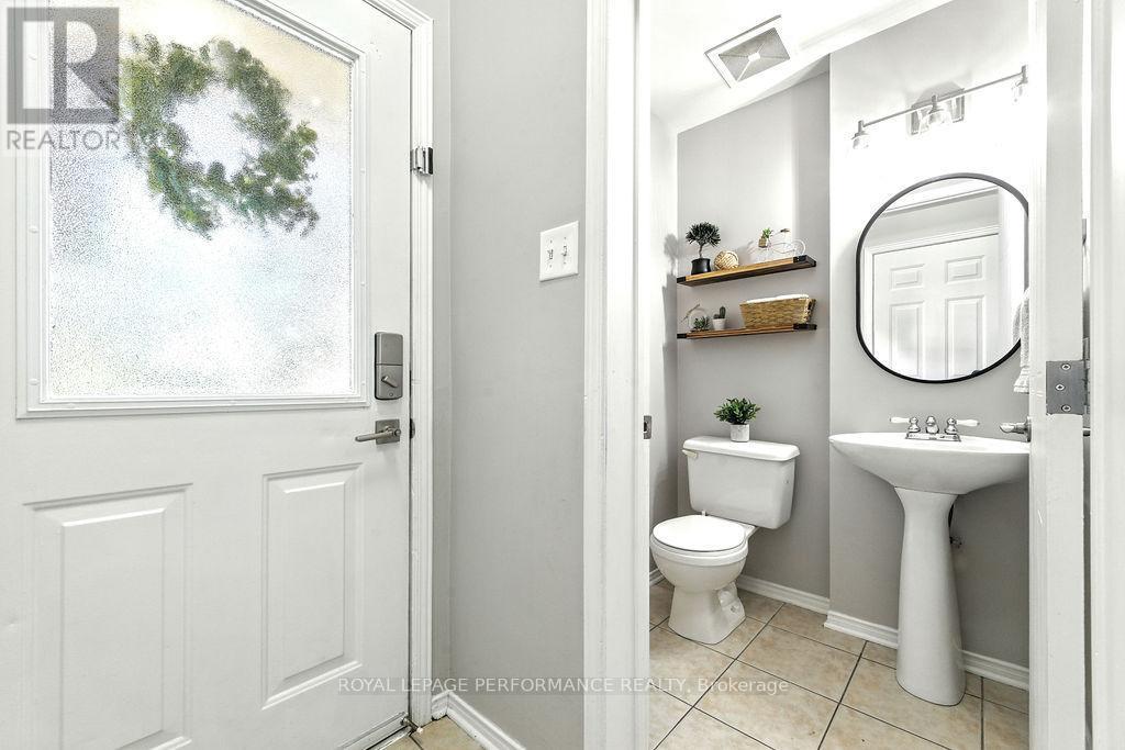 












1649 GREYWOOD DRIVE

,
Ottawa,




Ontario
K1C7L9

