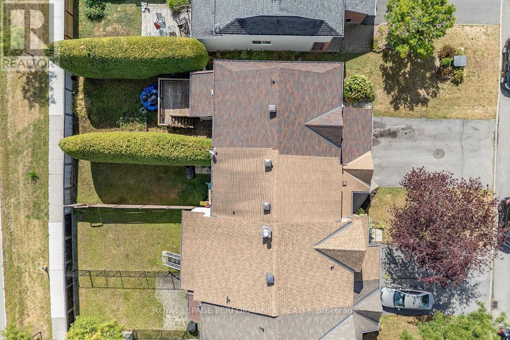 












1649 GREYWOOD DRIVE

,
Ottawa,




Ontario
K1C7L9

