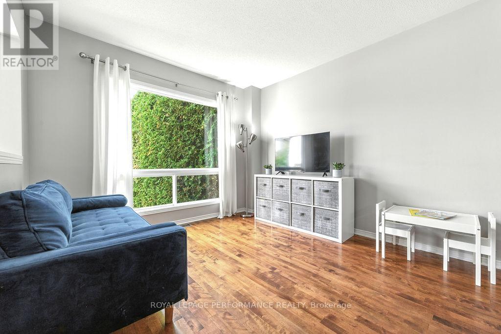 












1649 GREYWOOD DRIVE

,
Ottawa,




Ontario
K1C7L9

