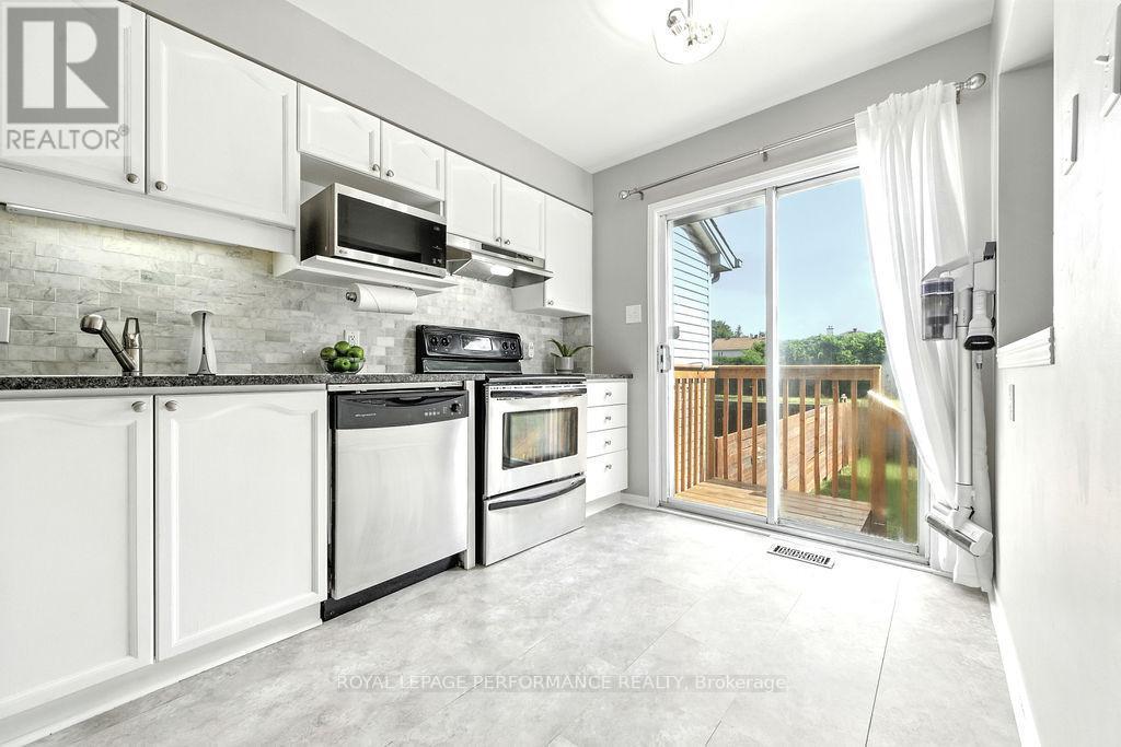 












1649 GREYWOOD DRIVE

,
Ottawa,




Ontario
K1C7L9

