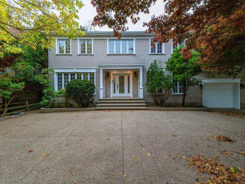 












916 Young Avenue

,
Halifax,




NS
B3H 2W1

