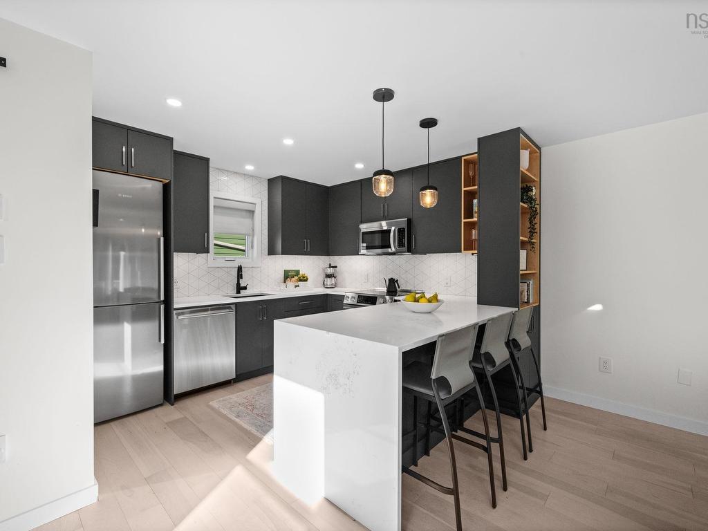 












1 1345 Dresden Row

,
Halifax,




NS
B3J 2J9

