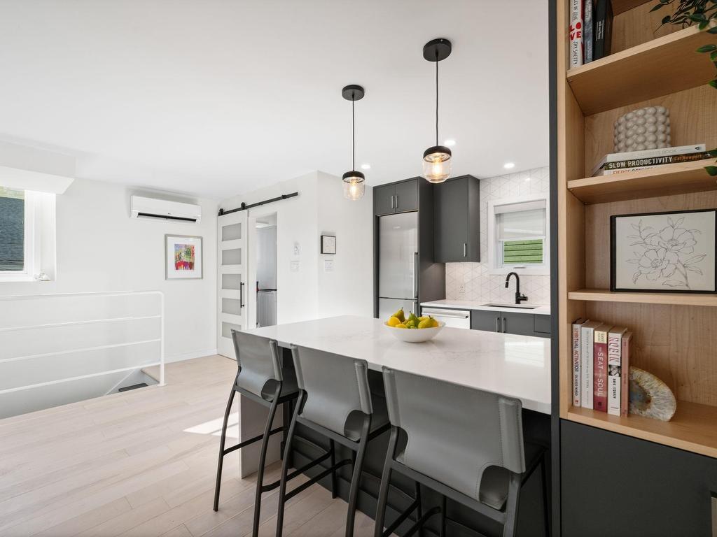 












1 1345 Dresden Row

,
Halifax,




NS
B3J 2J9

