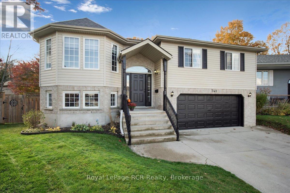 












741 25TH A STREET E

,
Owen Sound,




Ontario
N4K6V1

