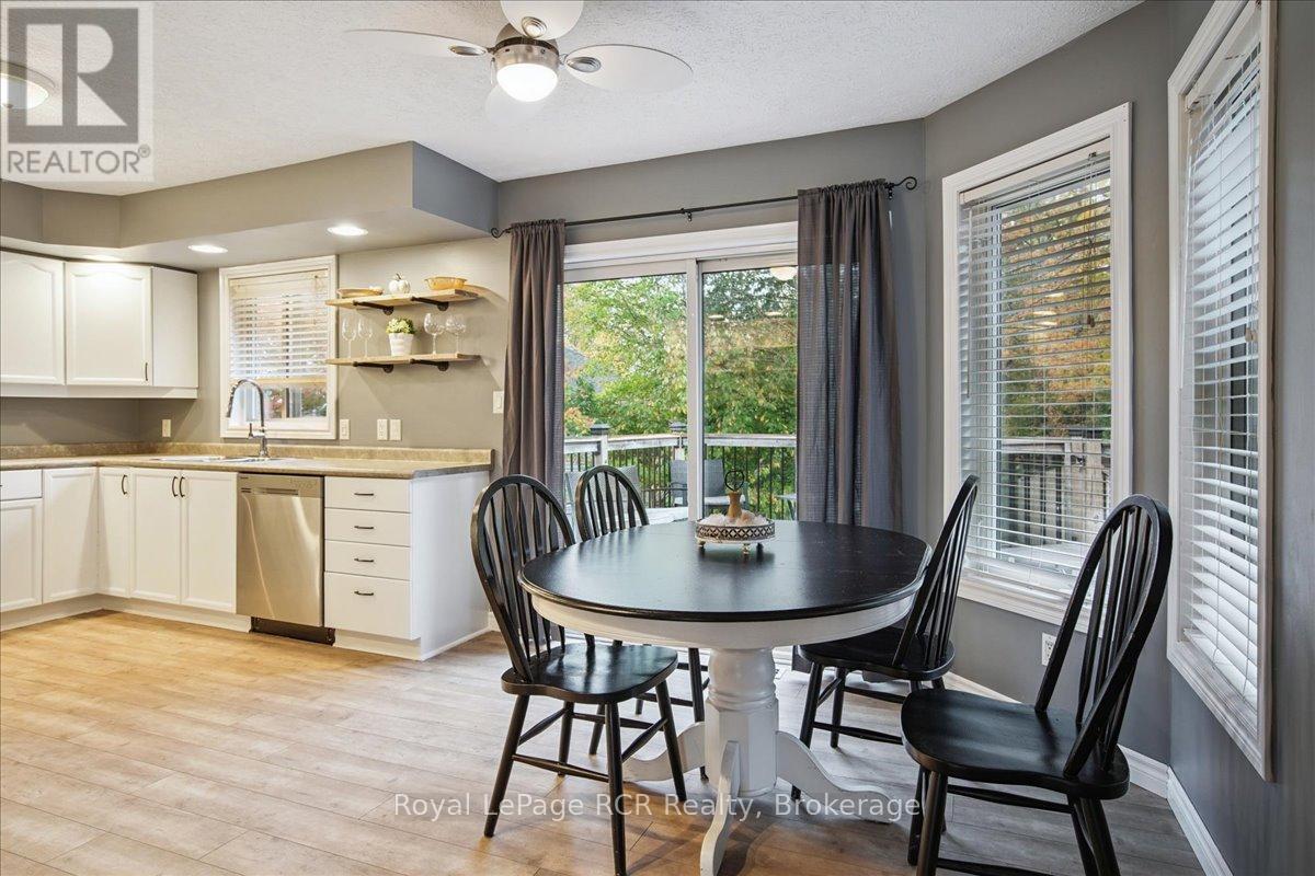 












741 25TH A STREET E

,
Owen Sound,




Ontario
N4K6V1

