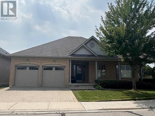 Beautifully maintained bungalow in RosedaleVillage Beautifully maintained bungalow in RosedaleVillage