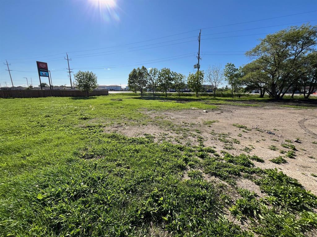 












560 Traverse Road

,
Ste Anne,







Manitoba
R5H1B1

