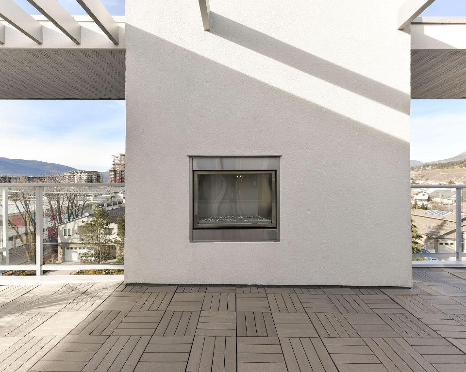 









222


Lee

Avenue, 101,
Penticton,




BC
V2A 0G2

