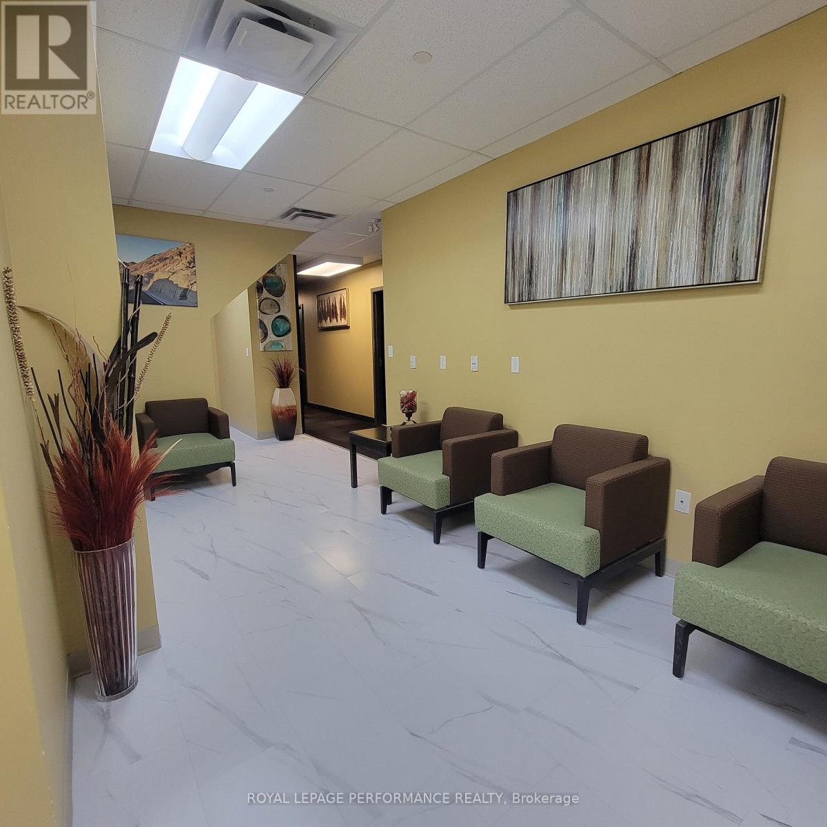 












200C - 4275 INNES ROAD

,
Ottawa,




Ontario
K1C1T1

