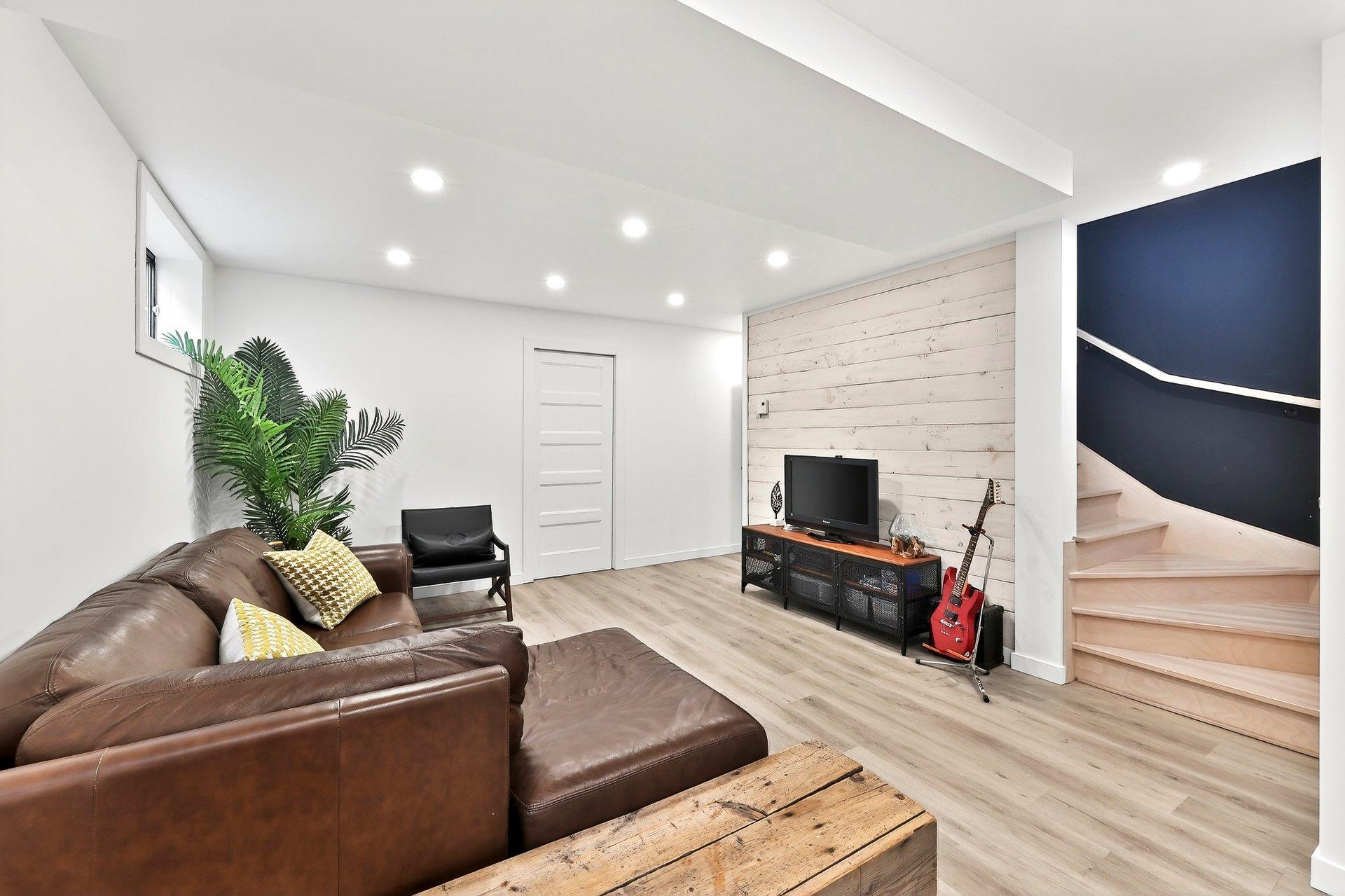 









131


Av. du Littoral

,
Saint-Paul,




QC
J0K3E0

