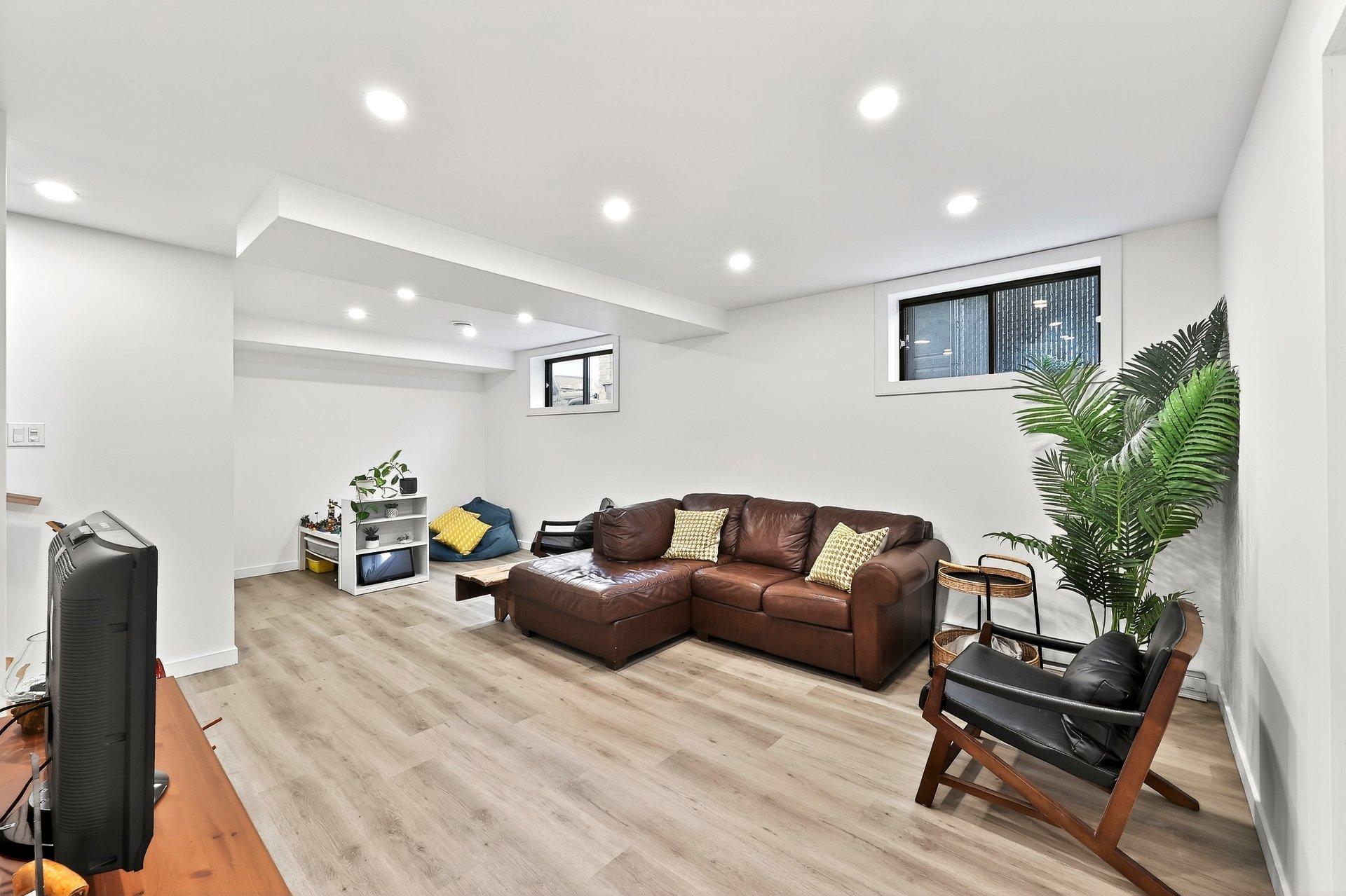 









131


Av. du Littoral

,
Saint-Paul,




QC
J0K3E0

