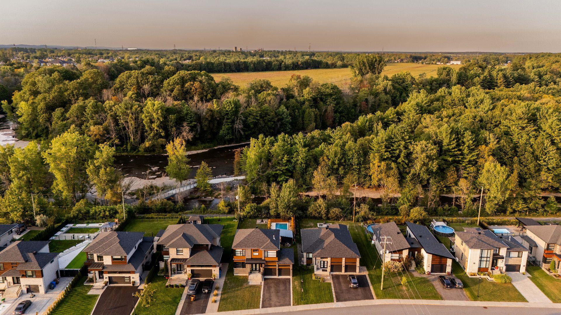 









131


Av. du Littoral

,
Saint-Paul,




QC
J0K3E0

