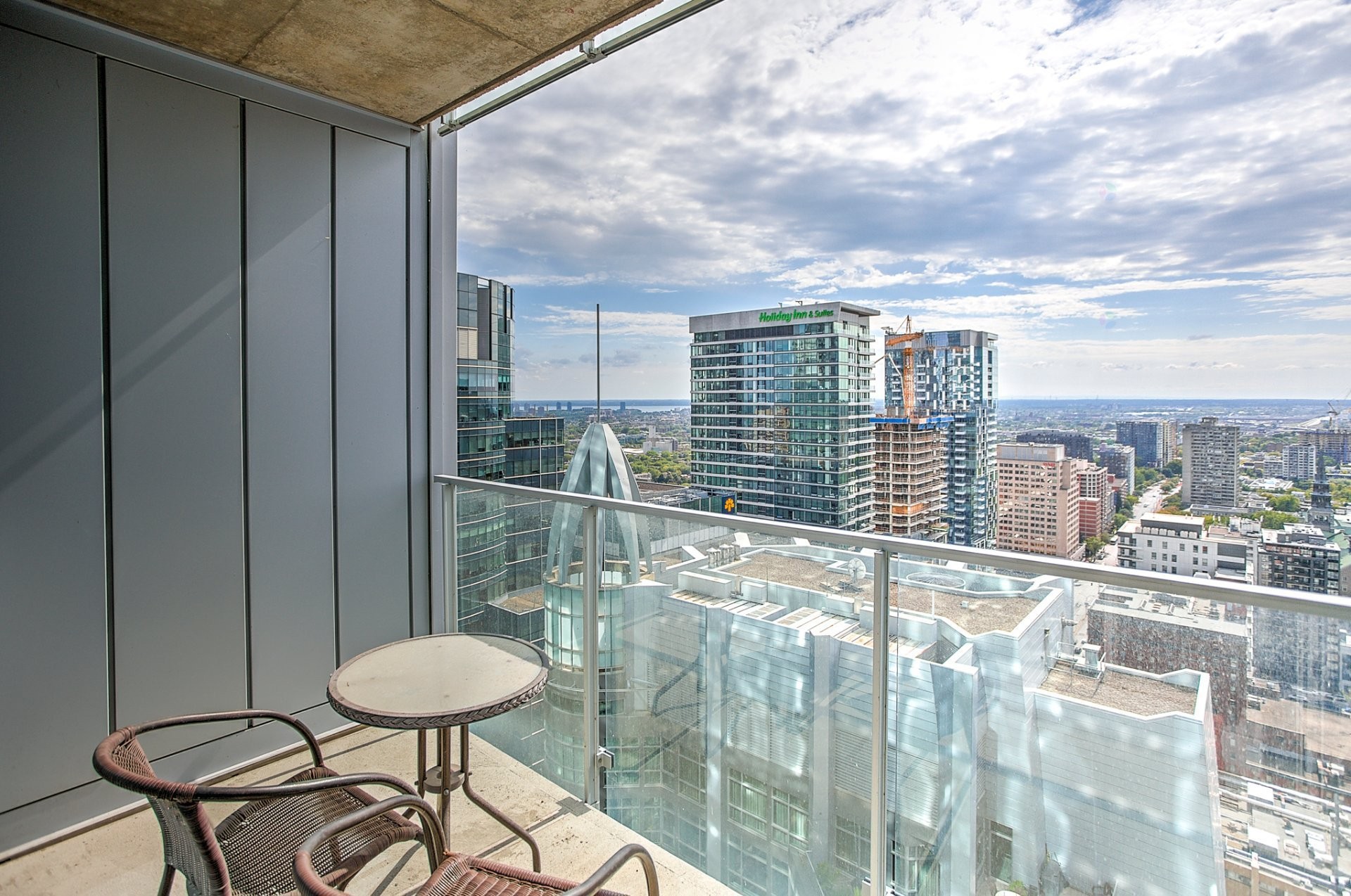 









1155


Rue de la Montagne

, 3009,
Montréal (Ville-Marie),




QC
H3G0C7

