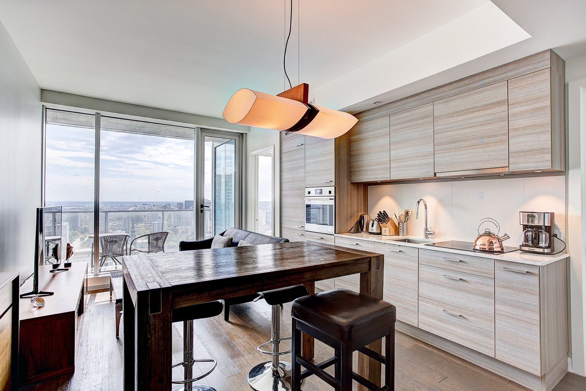 









1155


Rue de la Montagne

, 3009,
Montréal (Ville-Marie),




QC
H3G0C7

