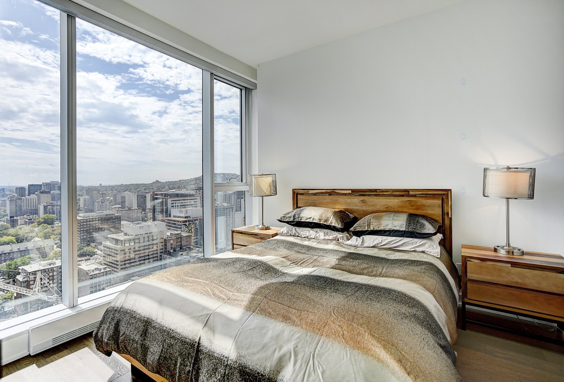 









1155


Rue de la Montagne

, 3009,
Montréal (Ville-Marie),




QC
H3G0C7

