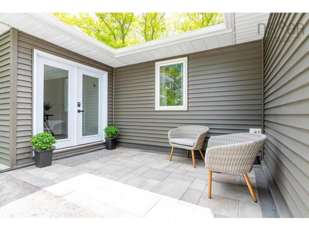 












40 Martins Point Road

,
Enfield,




NS
B2T 1H9

