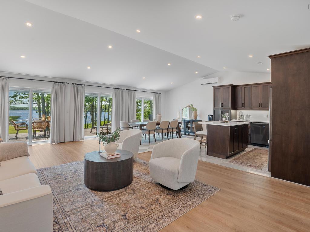 












40 Martins Point Road

,
Enfield,




NS
B2T 1H9

