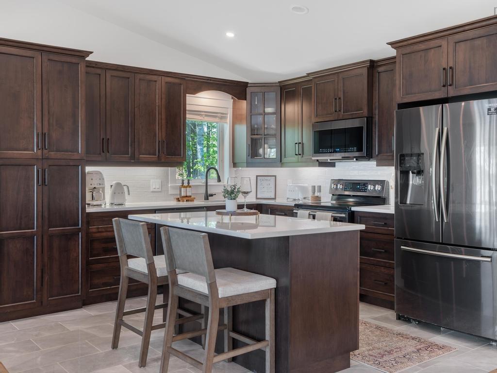 












40 Martins Point Road

,
Enfield,




NS
B2T 1H9

