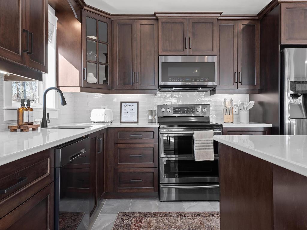 












40 Martins Point Road

,
Enfield,




NS
B2T 1H9

