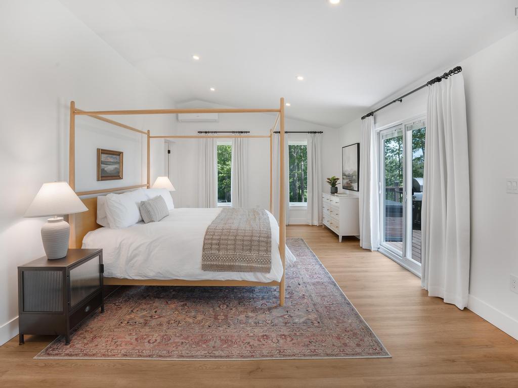 












40 Martins Point Road

,
Enfield,




NS
B2T 1H9

