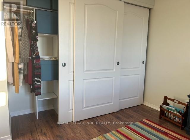 












1417 - 330 PRINCE CHARLES DRIVE S

,
Welland (Broadway),




Ontario
L3C7B3

