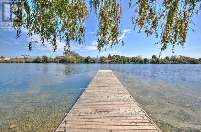 












1417 - 330 PRINCE CHARLES DRIVE S

,
Welland (Broadway),




Ontario
L3C7B3

