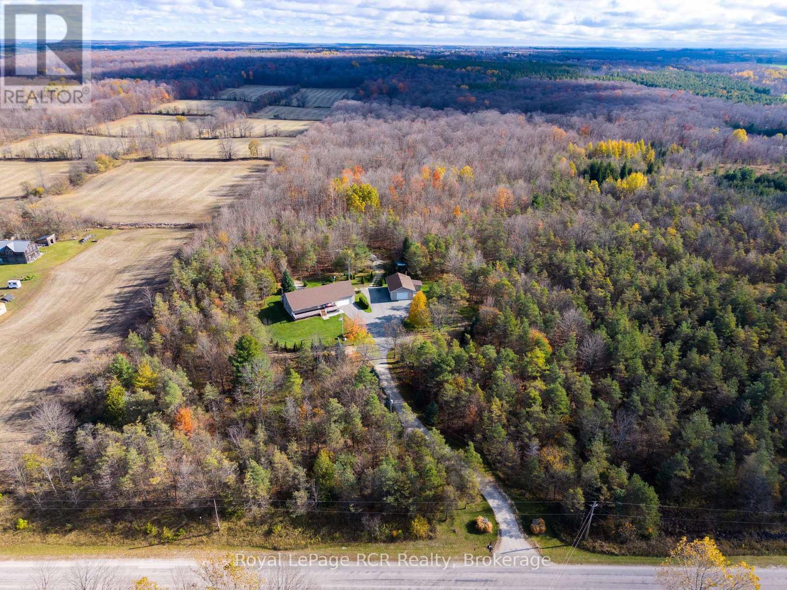 












395443 2 CONCESSION

,
Chatsworth,




Ontario
N0H2V0

