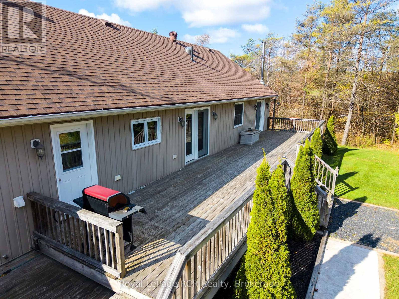 












395443 2 CONCESSION

,
Chatsworth,




Ontario
N0H2V0

