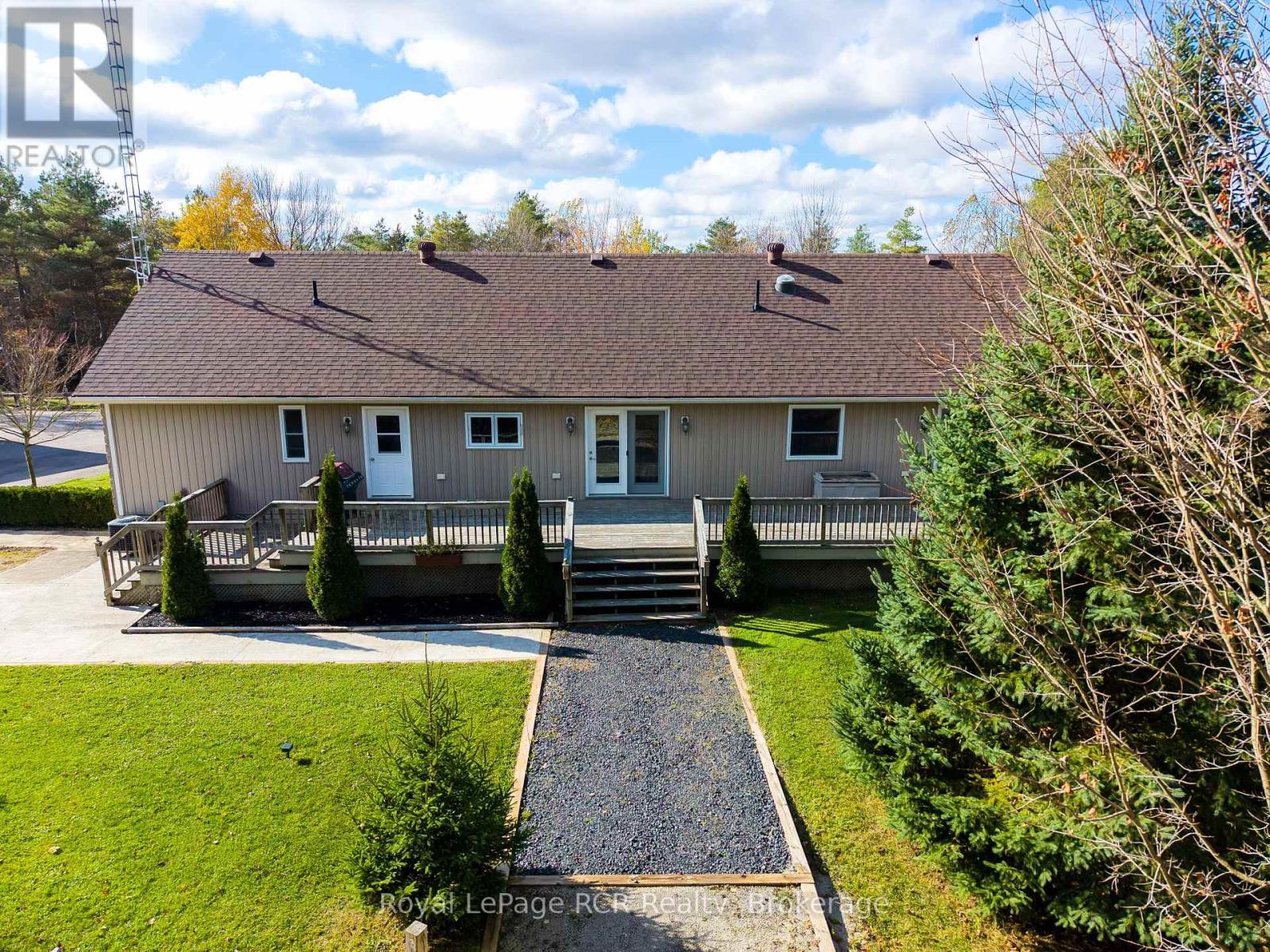 












395443 2 CONCESSION

,
Chatsworth,




Ontario
N0H2V0

