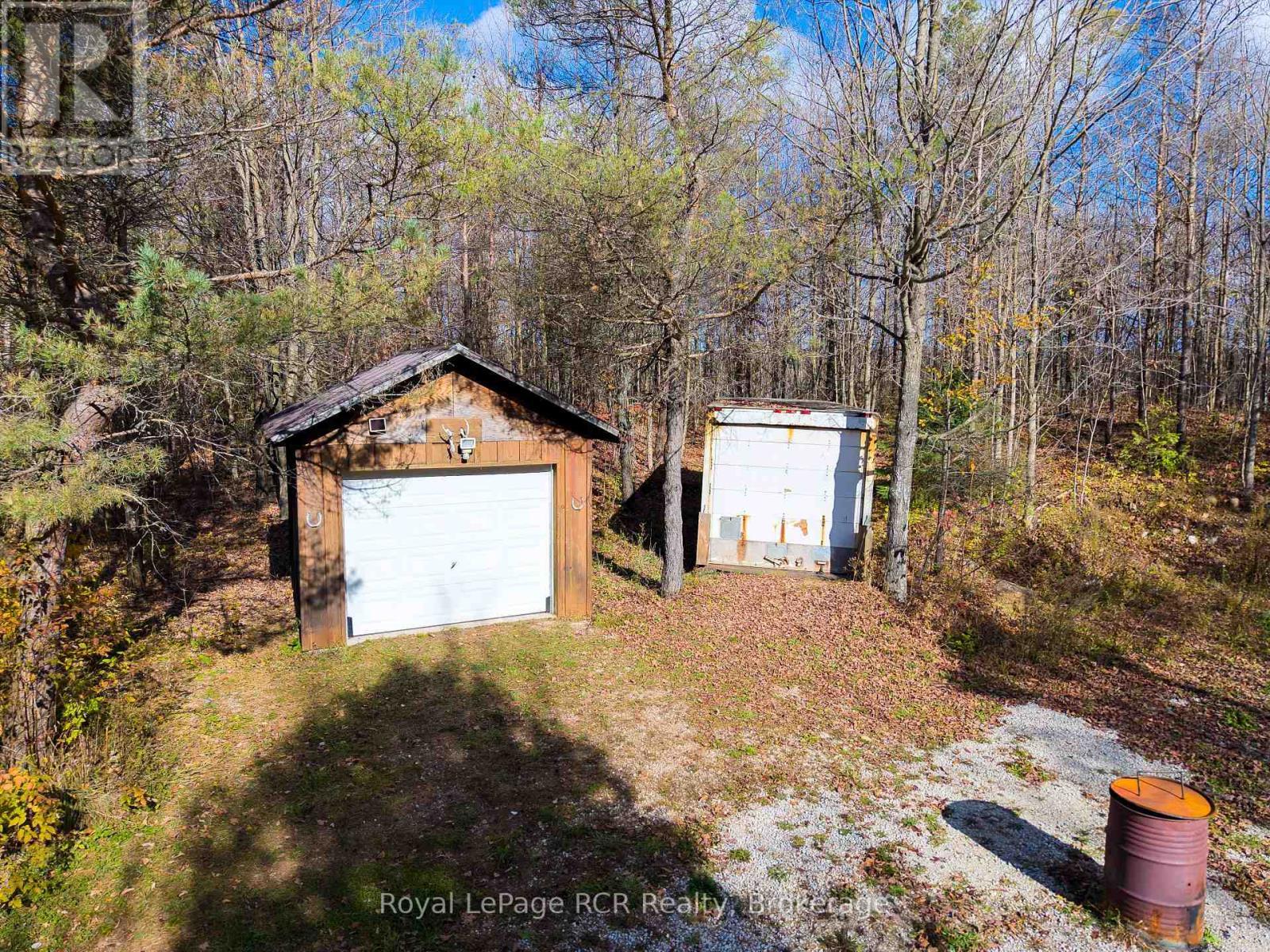 












395443 2 CONCESSION

,
Chatsworth,




Ontario
N0H2V0

