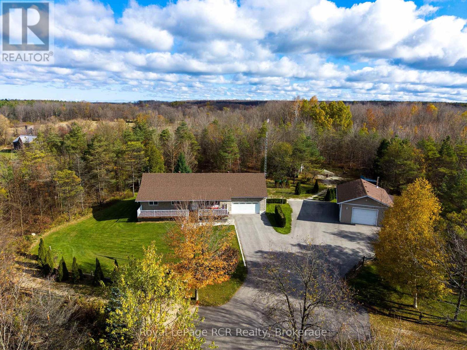 












395443 2 CONCESSION

,
Chatsworth,




Ontario
N0H2V0

