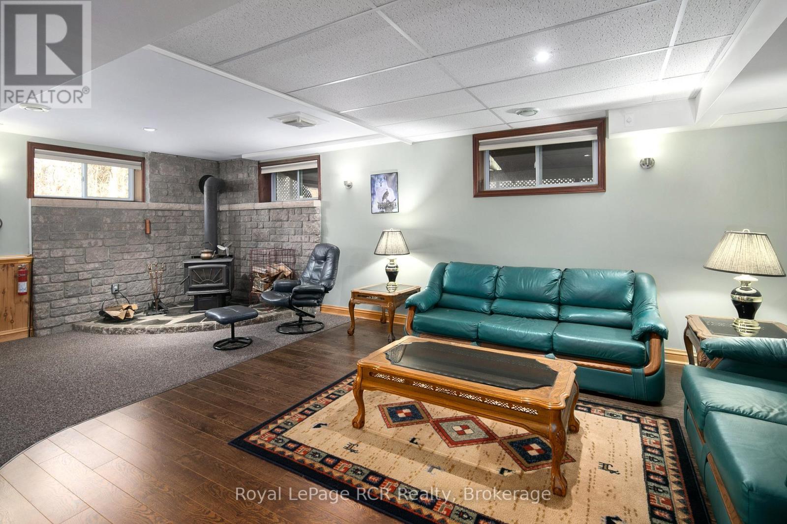 












395443 2 CONCESSION

,
Chatsworth,




Ontario
N0H2V0

