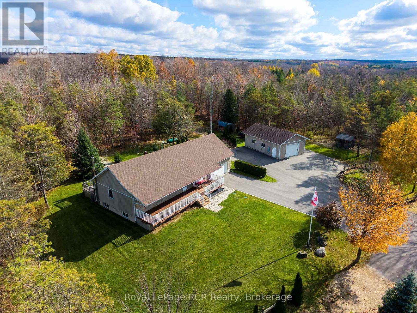 












395443 2 CONCESSION

,
Chatsworth,




Ontario
N0H2V0

