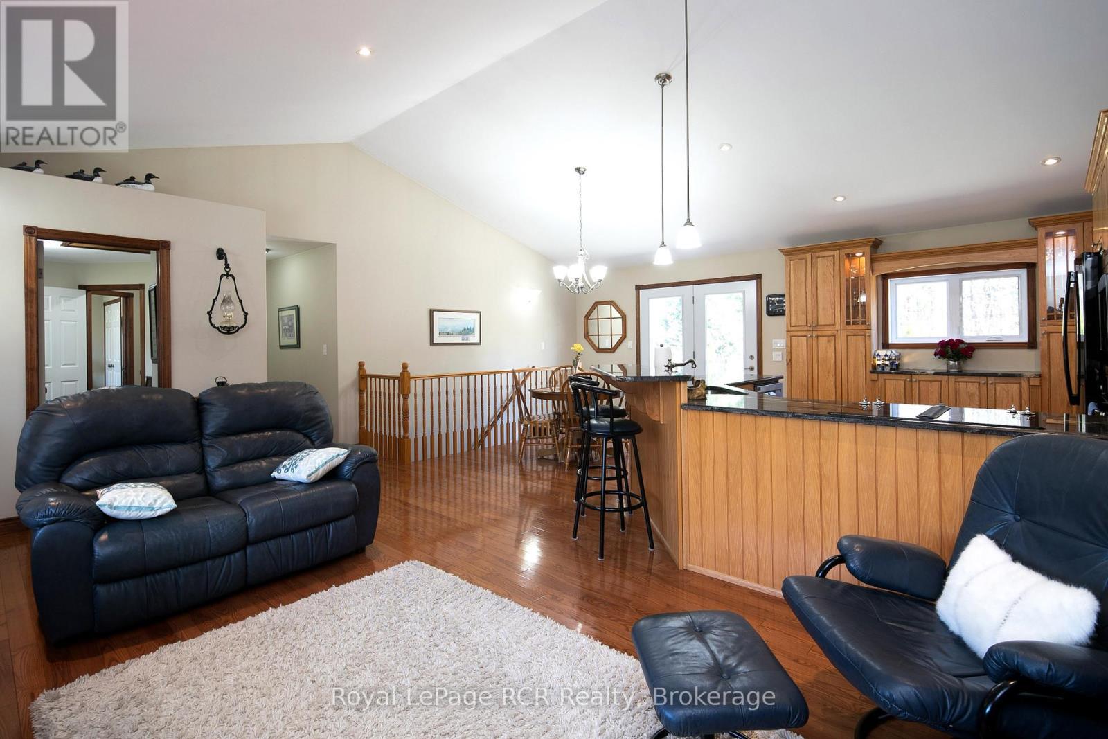 












395443 2 CONCESSION

,
Chatsworth,




Ontario
N0H2V0

