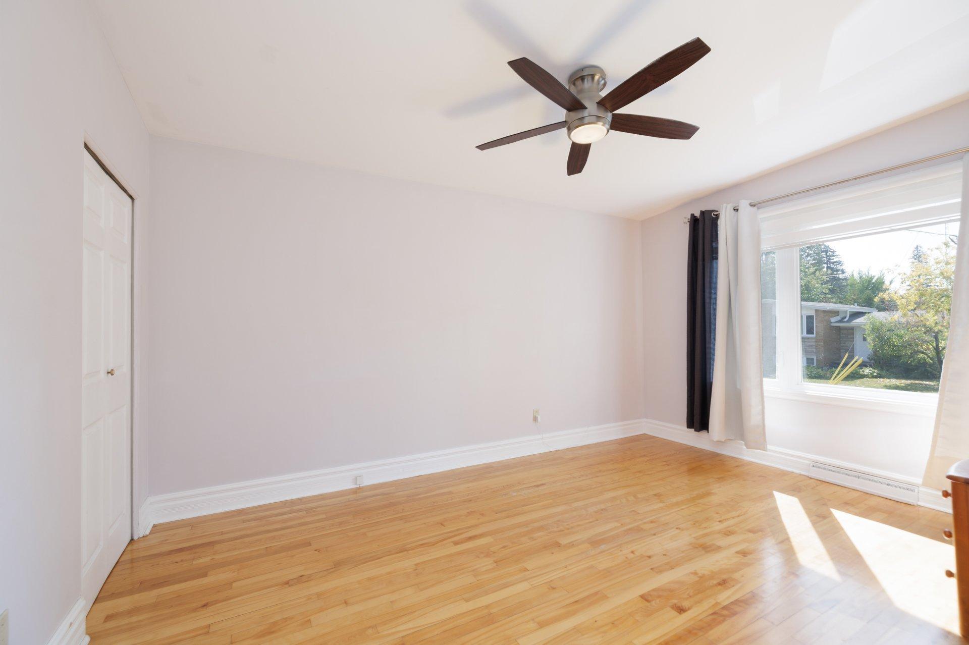 









15


Rue Oslo

,
Dollard-des-Ormeaux,




QC
H9A2H4

