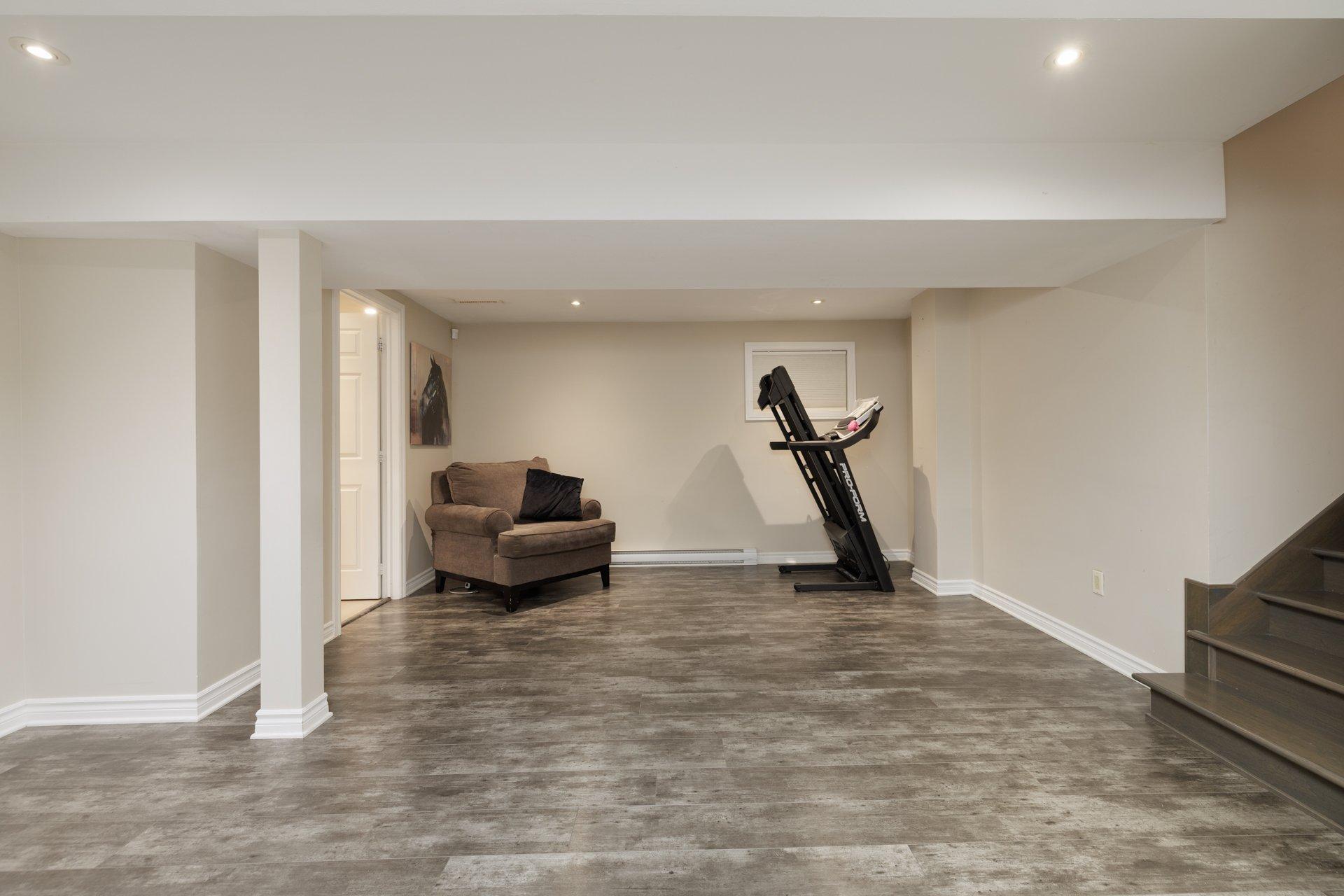 









15


Rue Oslo

,
Dollard-des-Ormeaux,




QC
H9A2H4

