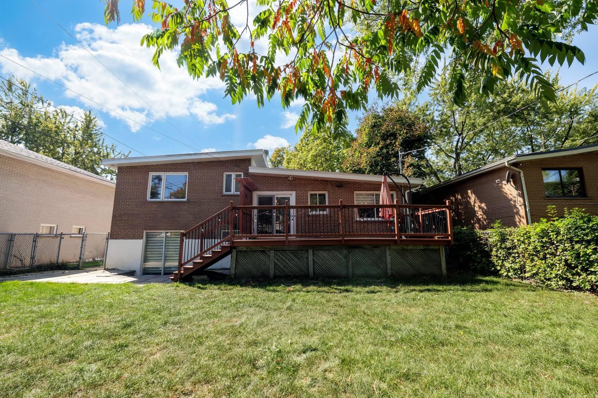 









15


Rue Oslo

,
Dollard-des-Ormeaux,




QC
H9A2H4

