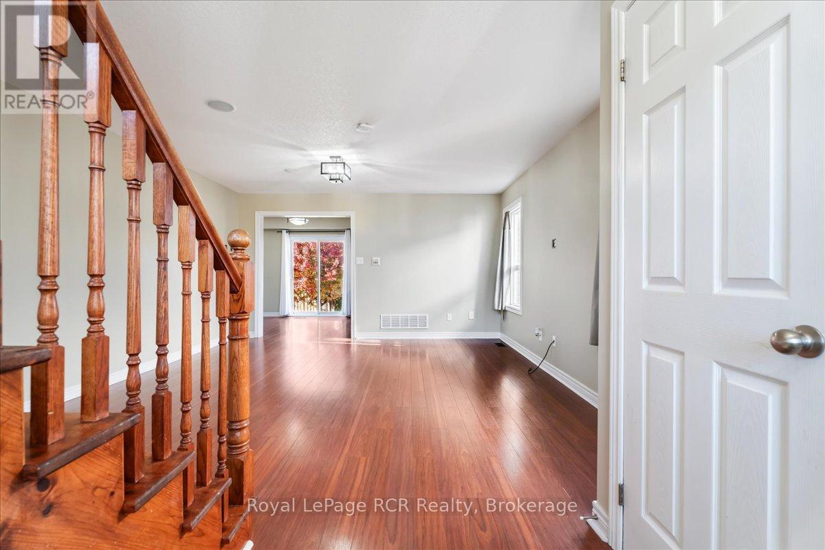 












1462 14TH AVENUE E

,
Owen Sound,




Ontario
N4K0A1

