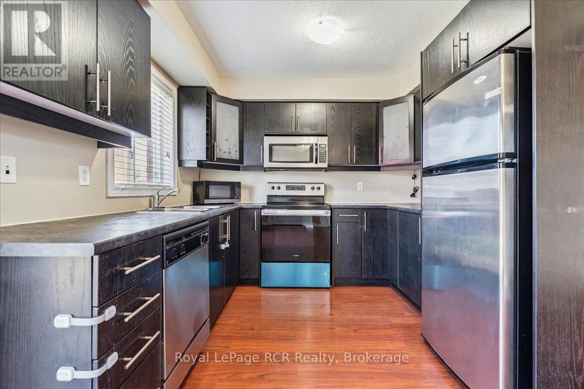 












1462 14TH AVENUE E

,
Owen Sound,




Ontario
N4K0A1

