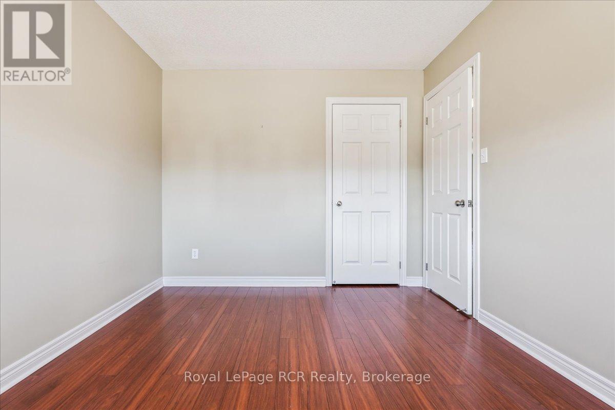 












1462 14TH AVENUE E

,
Owen Sound,




Ontario
N4K0A1

