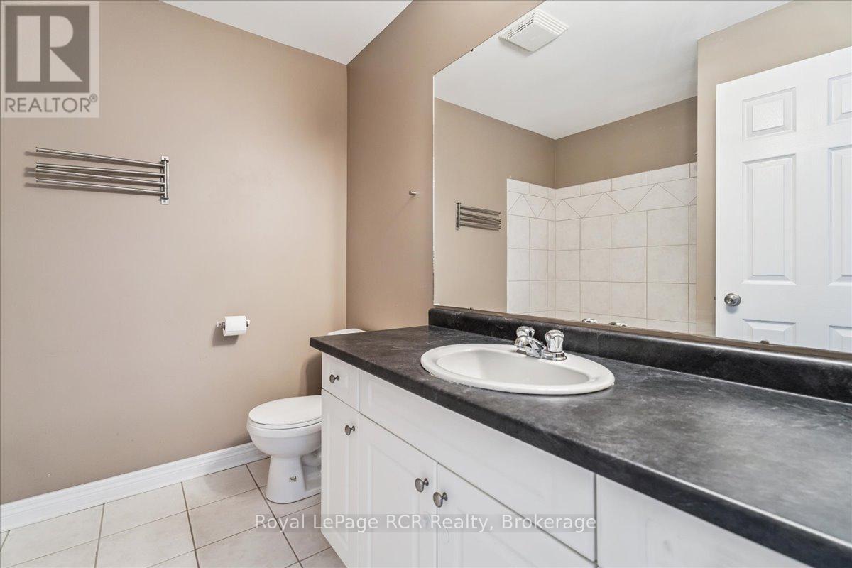 












1462 14TH AVENUE E

,
Owen Sound,




Ontario
N4K0A1

