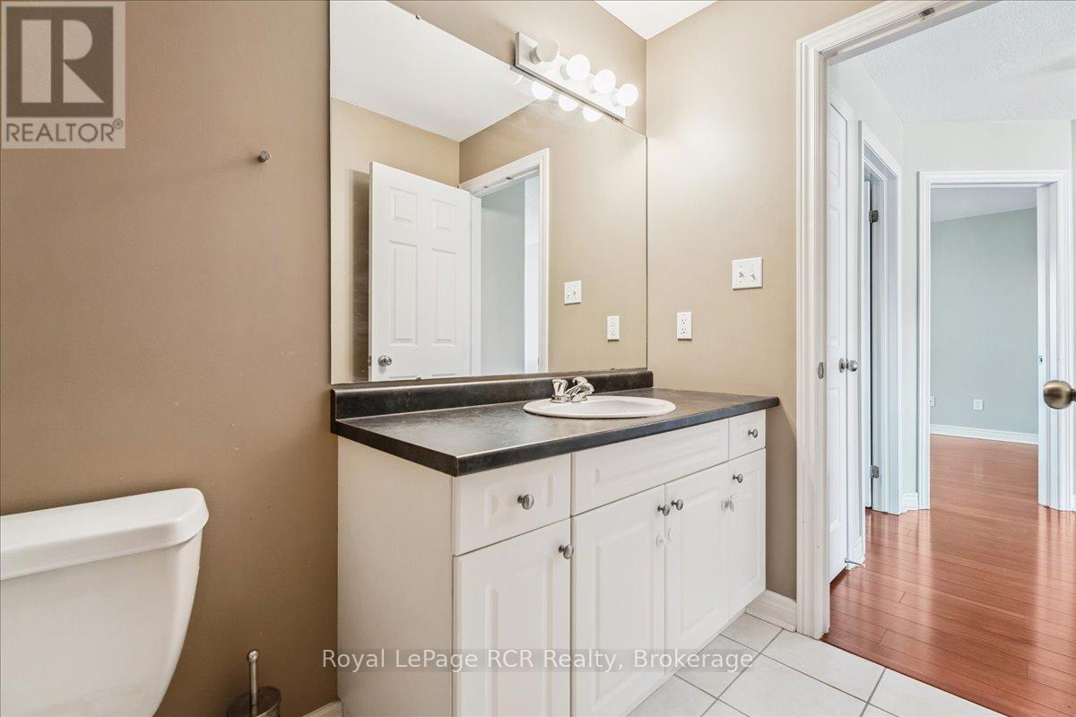 












1462 14TH AVENUE E

,
Owen Sound,




Ontario
N4K0A1

