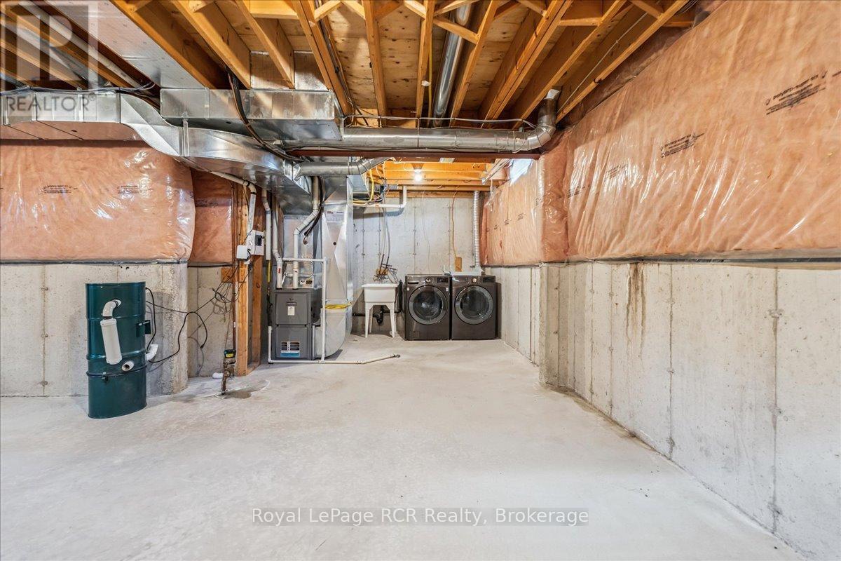 












1462 14TH AVENUE E

,
Owen Sound,




Ontario
N4K0A1

