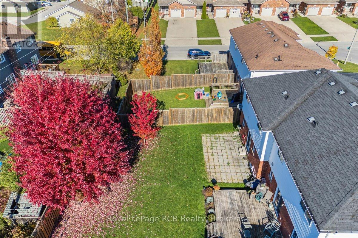 












1462 14TH AVENUE E

,
Owen Sound,




Ontario
N4K0A1

