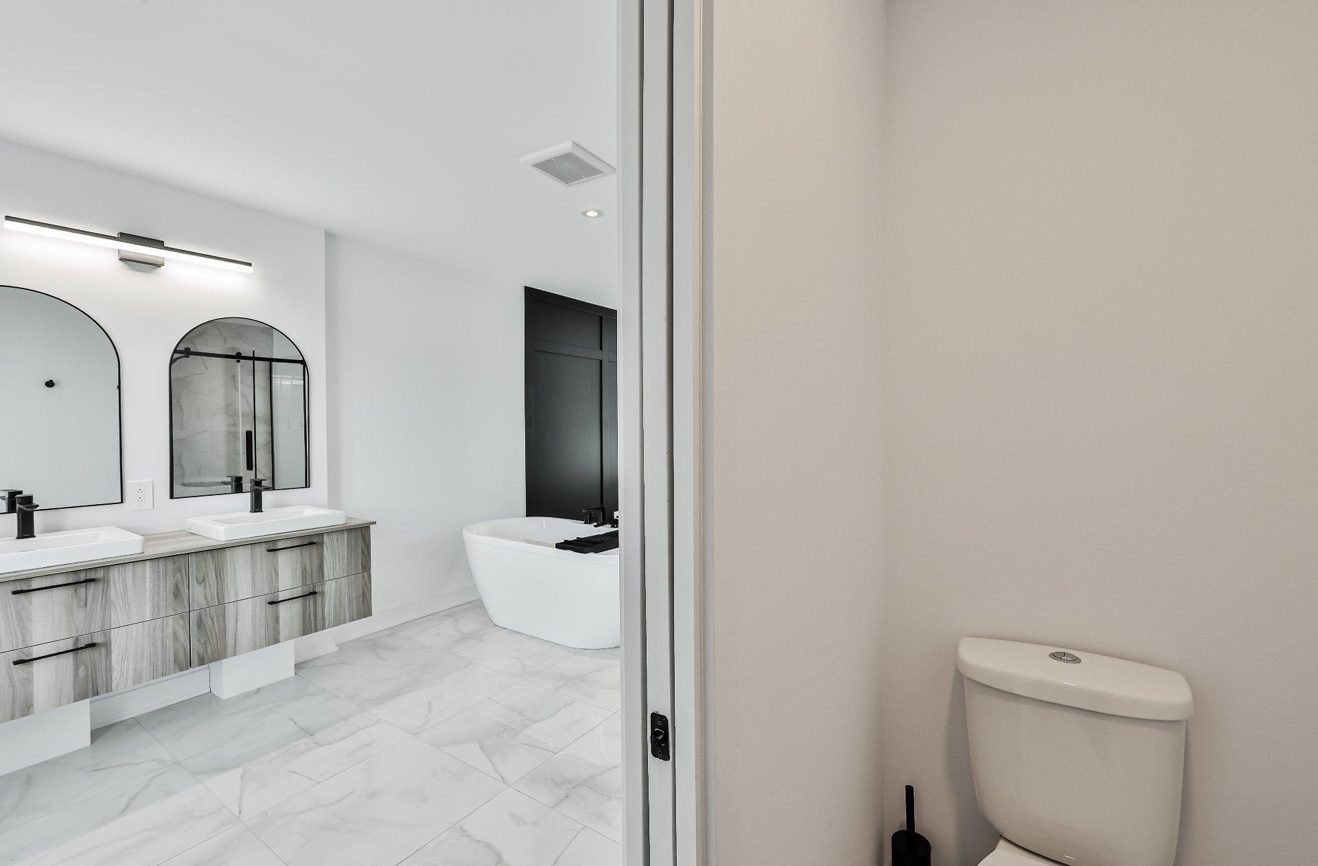 









936


Rue du Faubourg

,
Saint-Jérôme,




QC
J5L0H9

