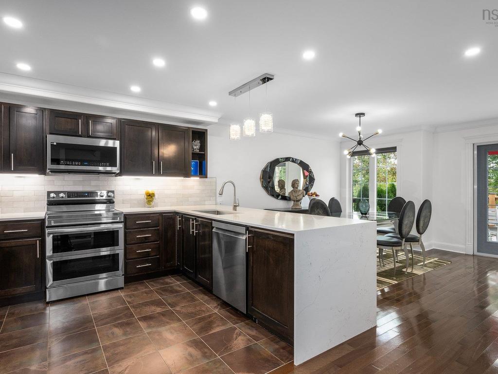 












279 Bently Drive

,
Halifax,




NS
B3S 0A9

