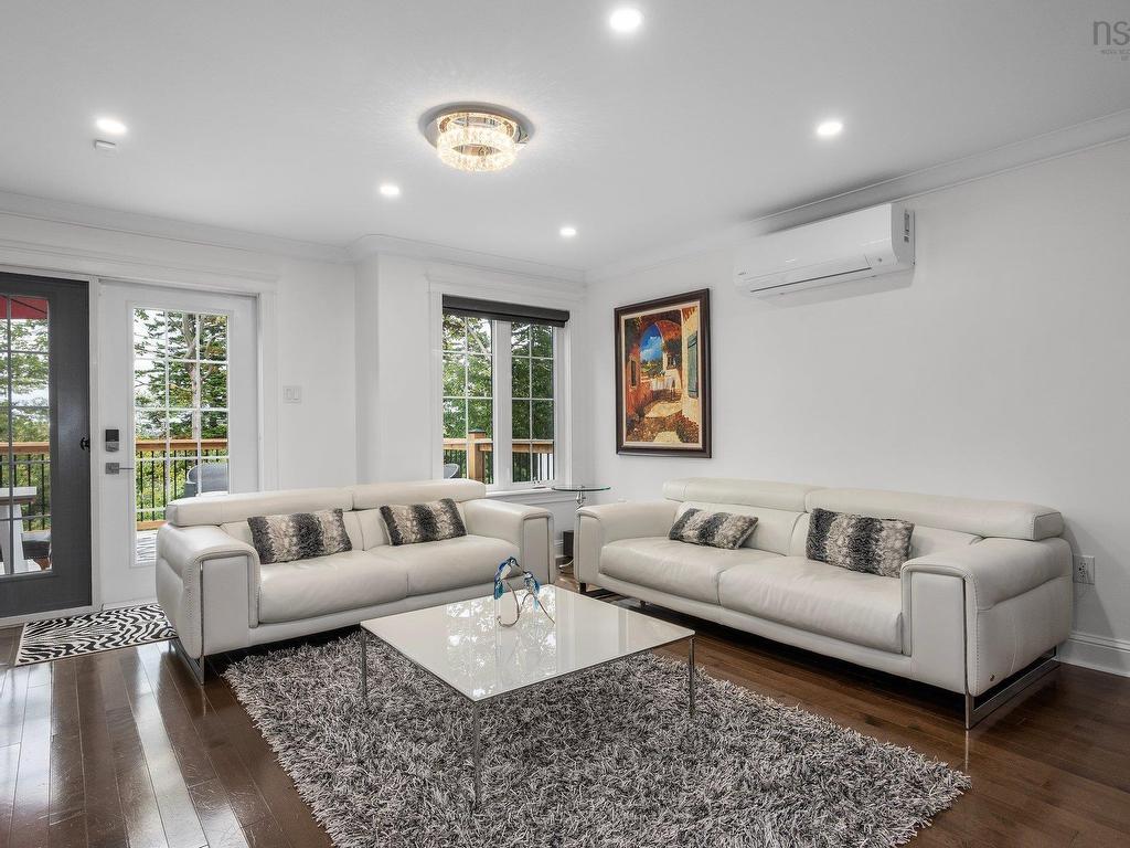 












279 Bently Drive

,
Halifax,




NS
B3S 0A9

