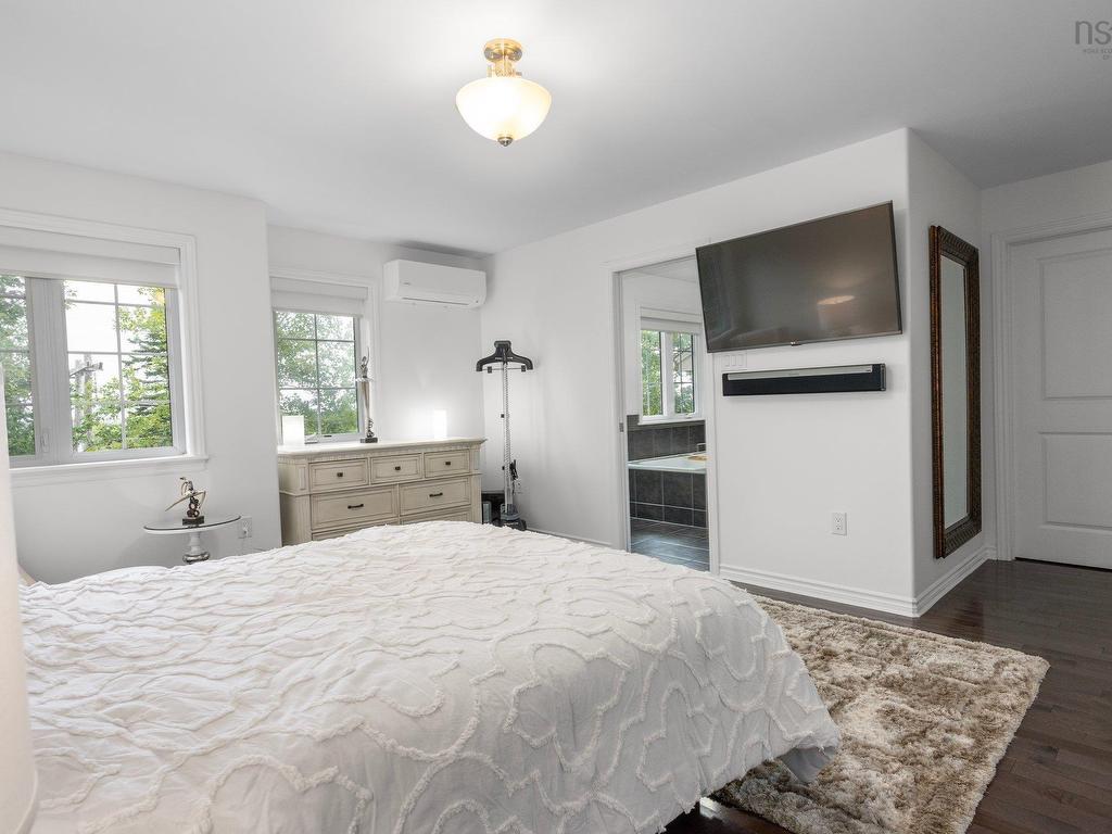 












279 Bently Drive

,
Halifax,




NS
B3S 0A9

